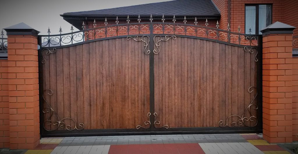 Купить простые ворота для дома: советы по выбору, установке и уходу в Дмитрове от 32599 руб | ВоротМастер-Дмв
